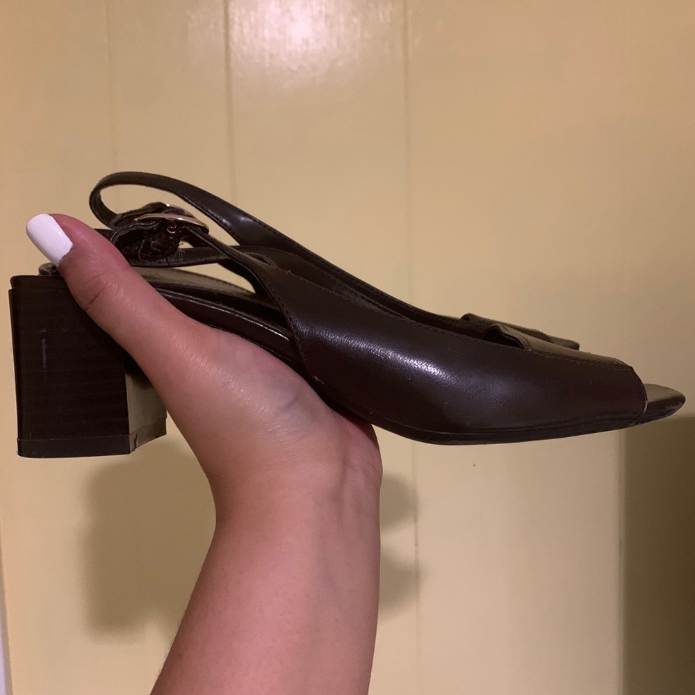 Slingback peep-toe leather sandals